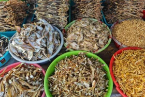 Read more about the article শুঁটকি মাছ: স্বাস্থ্য উপকারিতা, পুষ্টিগুণ, রান্নার টিপস ও অনলাইনে কেনার উপায়